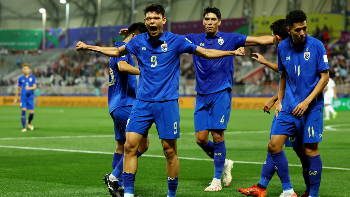 เปิดหัวสวย ! ทีมชาติไทย ชนะ คีร์กีซสถาน 2-0 ประเดิม 3 แต้มแรกเอเชียน คัพ 2023 เปิดหัวสวย ! ทีมชาติไทย ชนะ คีร์กีซสถาน 2-0 ประเดิม 3 แต้มแรกเอเชียน คัพ 2023