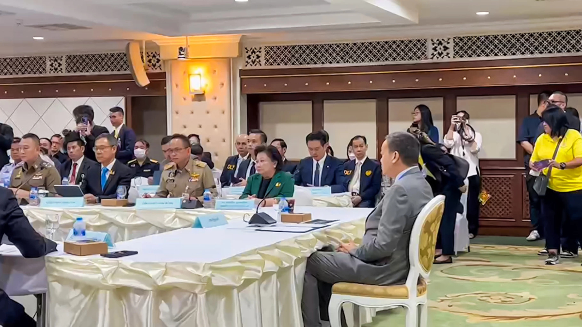 นายกฯเศรษฐารุก กทม.กระตุ้นเร่งให้ทำงานรวดเร็วทันใจ นายกฯเศรษฐารุก กทม.กระตุ้นเร่งให้ทำงานรวดเร็วทันใจ