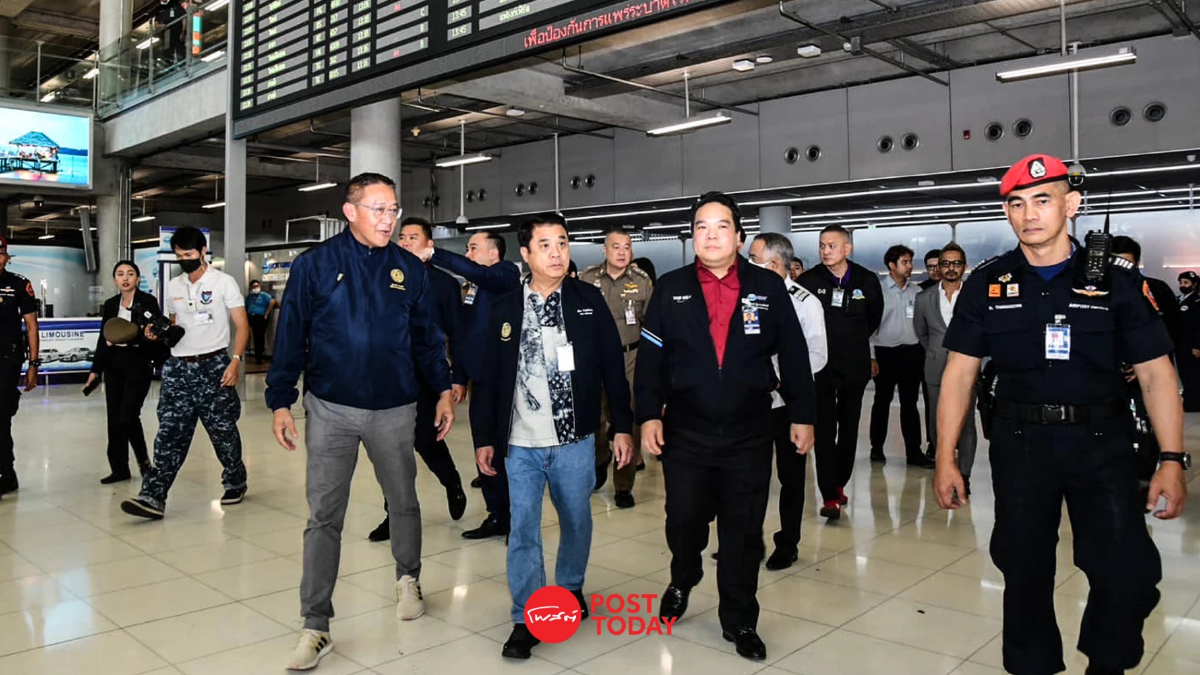 “สุริยะ” ลงพื้นที่เดินแผนเชิงรุก ดัน “ท่าอากาศยานสุวรรณภูมิ” ติด 1 ใน 20 โลก “สุริยะ” ลงพื้นที่เดินแผนเชิงรุก ดัน “ท่าอากาศยานสุวรรณภูมิ” ติด 1 ใน 20 โลก