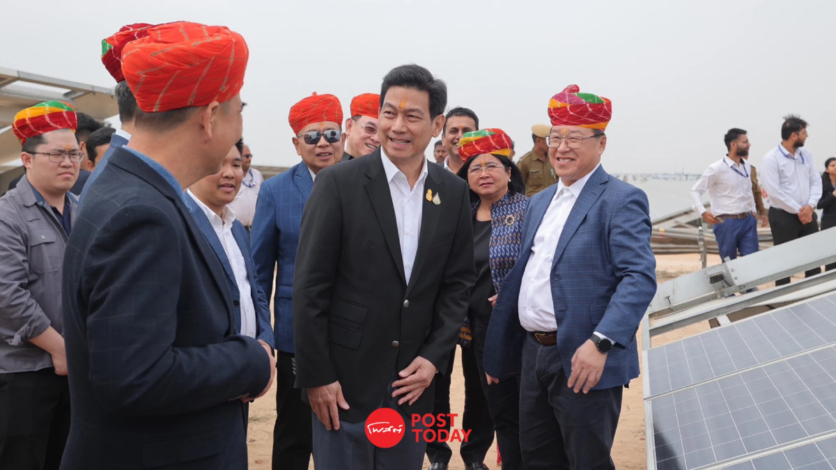 ปานปรีย์ บุกอินเดีย ดูโครงการพลังงานแสงอาทิตย์ใหญ่สุดในโลก ปานปรีย์ บุกอินเดีย ดูโครงการพลังงานแสงอาทิตย์ใหญ่สุดในโลก
