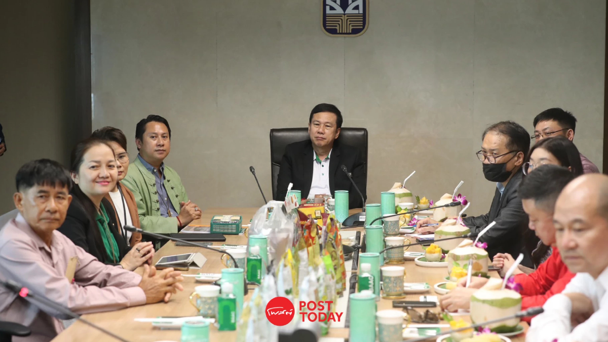 ธ.ก.ส.จับมือทูตพาณิชย์ประจำเซี่ยงไฮ้ จับคู่ธุรกิจส่งออกสินค้าเกษตรไปจีน ธ.ก.ส.จับมือทูตพาณิชย์ประจำเซี่ยงไฮ้ จับคู่ธุรกิจส่งออกสินค้าเกษตรไปจีน