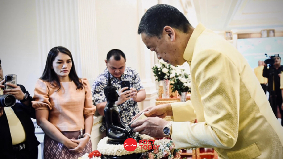 "เจ้าคุณธงชัย" อวยพรวันสงกรานต์ ให้นายกฯ อยู่นานๆ "เจ้าคุณธงชัย" อวยพรวันสงกรานต์ ให้นายกฯ อยู่นานๆ