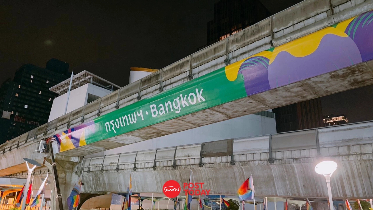 กทม. ลุยเปลี่ยนสติกเกอร์คานรางรถไฟฟ้า ประเดิมจุดแรกแยกปทุมวัน กทม. ลุยเปลี่ยนสติกเกอร์คานรางรถไฟฟ้า ประเดิมจุดแรกแยกปทุมวัน