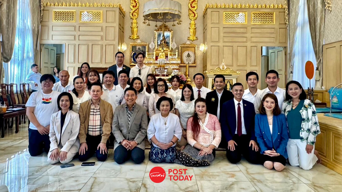 คนใกล้ชิดร่วมทำบุญ วันเกิดยิ่งลักษณ์ 57 ปี เจ้าอาวาสวัดสระเกศอวยพร กลับไทย คนใกล้ชิดร่วมทำบุญ วันเกิดยิ่งลักษณ์ 57 ปี เจ้าอาวาสวัดสระเกศอวยพร กลับไทย
