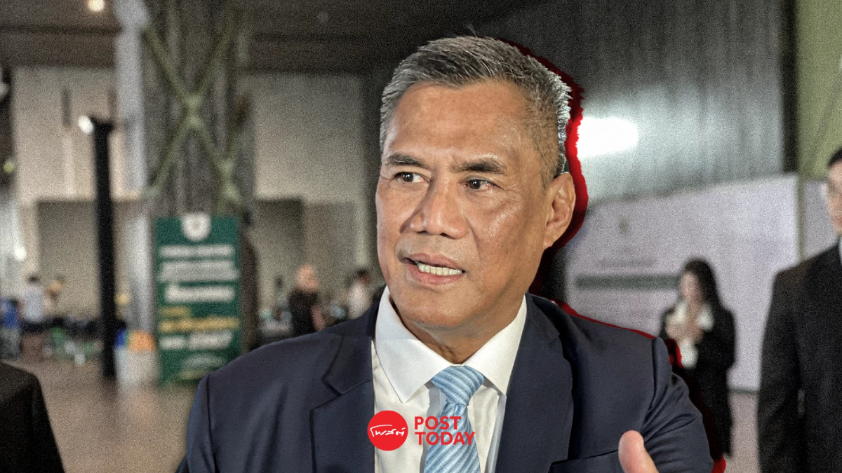 กกต.จับตา ผู้สมัครสว.รวมตัวที่เดียวกัน ตั้งรางวัลนำจับทุจริต 1 ล้าน กกต.จับตา ผู้สมัครสว.รวมตัวที่เดียวกัน ตั้งรางวัลนำจับทุจริต 1 ล้าน