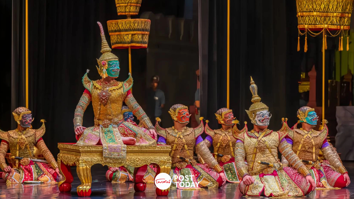 มูลนิธิส่งเสริมศิลปาชีพชวนชม "โขน" ฟรี ณ ศูนย์การค้าเอ็มสเฟียร์ มูลนิธิส่งเสริมศิลปาชีพชวนชม "โขน" ฟรี ณ ศูนย์การค้าเอ็มสเฟียร์