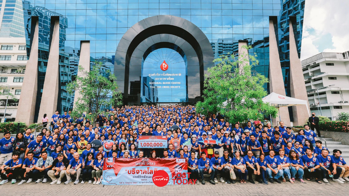 'แอ็คมี่ วรวัฒน์' ปลื้ม แฟนเทรดนับพันร่วมงาน “Acme Vampire Day ครั้งที่ 3” 'แอ็คมี่ วรวัฒน์' ปลื้ม แฟนเทรดนับพันร่วมงาน “Acme Vampire Day ครั้งที่ 3”