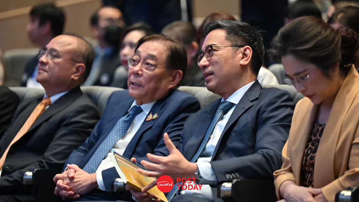 พิชัย ถก ผู้ว่าธปท. ชื่นมื่น จับตาประชุมกนง. -แก้หนี้ครัวเรือนทั้งระบบ พิชัย ถก ผู้ว่าธปท. ชื่นมื่น จับตาประชุมกนง. -แก้หนี้ครัวเรือนทั้งระบบ