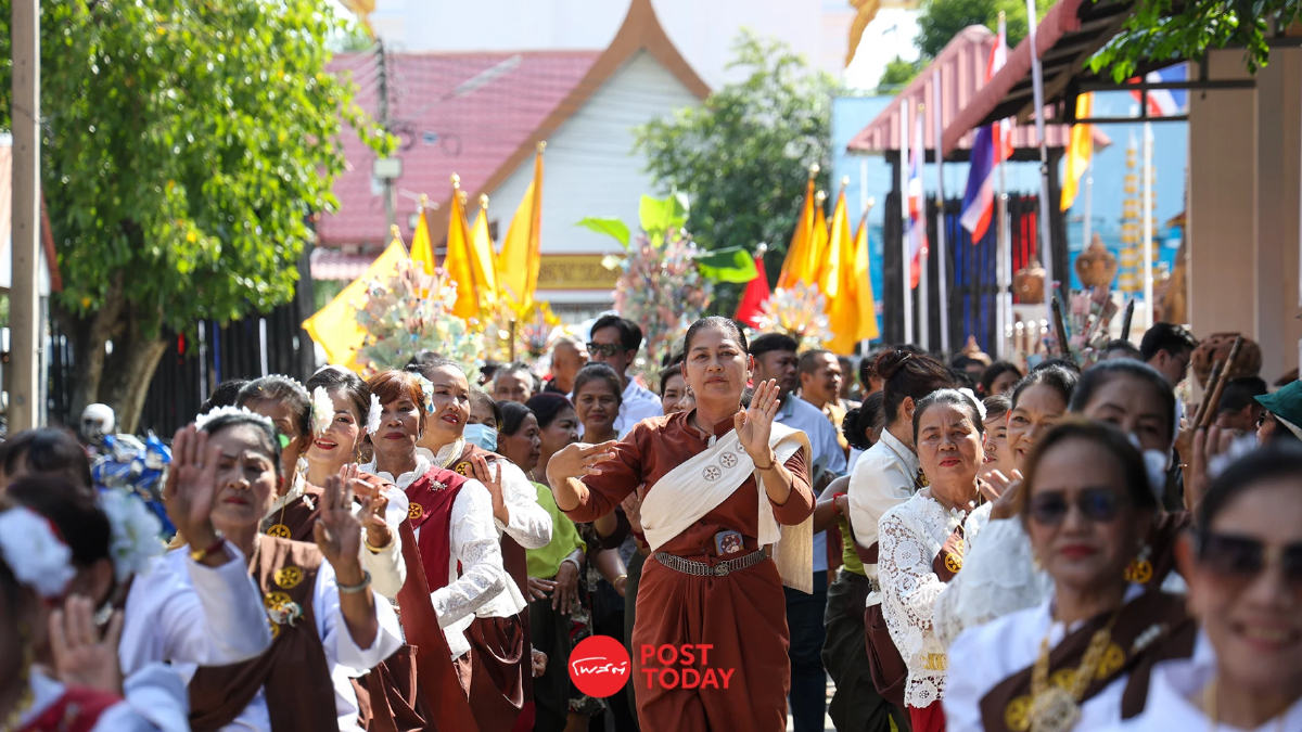 เนชั่นกรุ๊ปทำบุญเป็นเจ้าภาพกฐินสามัคคี บูรณะปฏิสังขรณ์หลังคาพระอุโบสถ เนชั่นกรุ๊ปทำบุญเป็นเจ้าภาพกฐินสามัคคี บูรณะปฏิสังขรณ์หลังคาพระอุโบสถ
