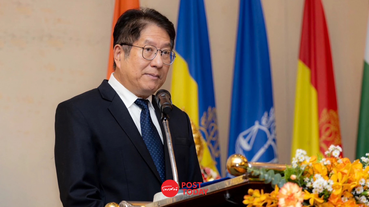 อัยการสูงสุดคนใหม่"ไพรัช พรสมบูรณ์ศิริ"เซ็นแบ่งงาน8รองอสส. อัยการสูงสุดคนใหม่"ไพรัช พรสมบูรณ์ศิริ"เซ็นแบ่งงาน8รองอสส.