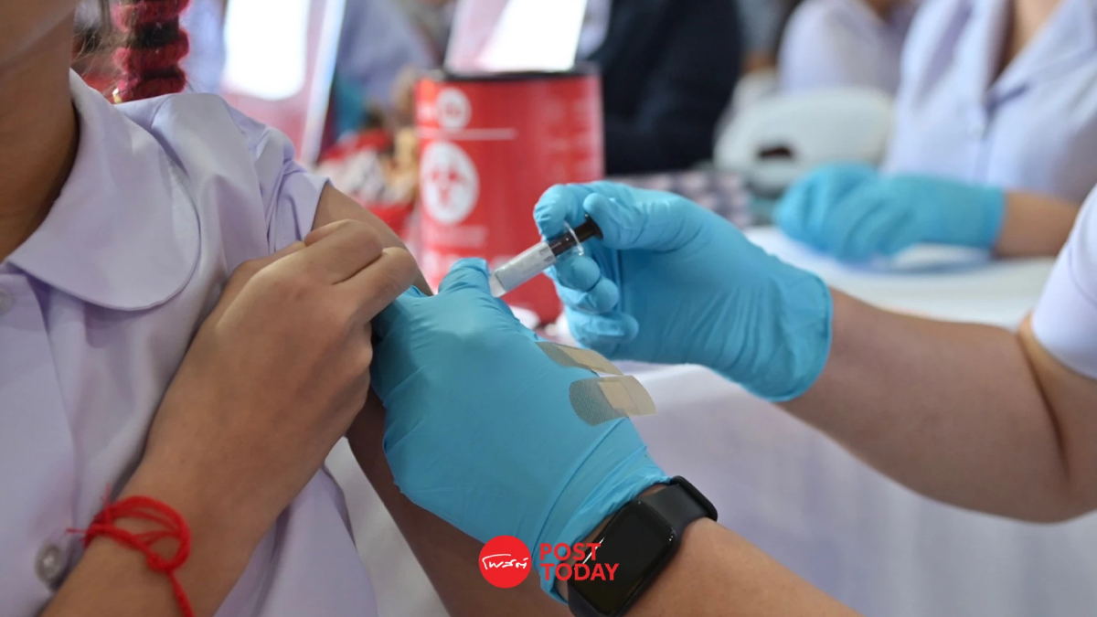 คิกออฟฉีดวัคซีน HPV 9 สายพันธุ์ให้กับนักเรียนหญิง ป.5 เริ่มที่ปทุมธานี คิกออฟฉีดวัคซีน HPV 9 สายพันธุ์ให้กับนักเรียนหญิง ป.5 เริ่มที่ปทุมธานี