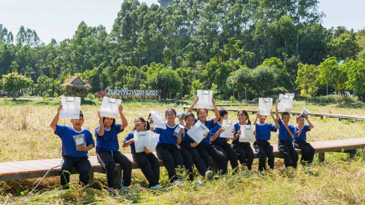 กัลฟ์จัดกิจกรรม "พาน้องเรียนรู้แปลงนาสาธิต" สอนเกษตรหมุนเวียนที่สระบุรี กัลฟ์จัดกิจกรรม "พาน้องเรียนรู้แปลงนาสาธิต" สอนเกษตรหมุนเวียนที่สระบุรี