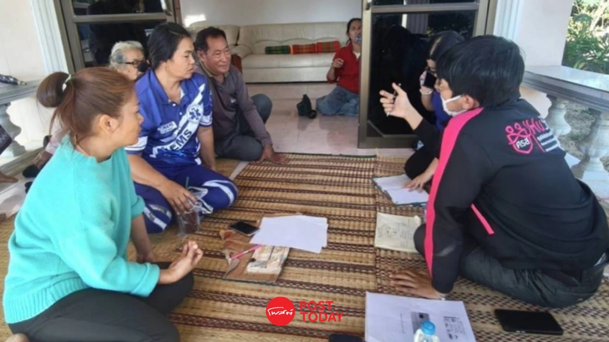 พม.ลงพื้นที่เยียวยาครอบครัวผู้เสียชีวิตจากเครื่องบินตกเจจูแอร์ พม.ลงพื้นที่เยียวยาครอบครัวผู้เสียชีวิตจากเครื่องบินตกเจจูแอร์