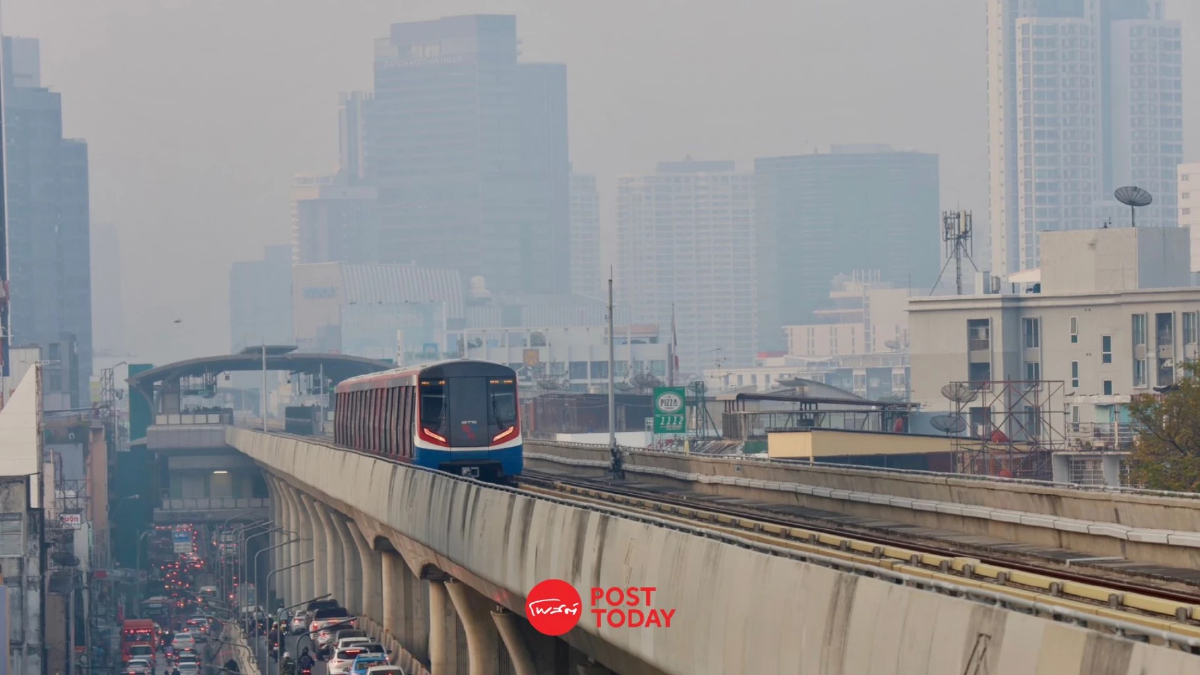 ฝุ่น PM 2.5 ยังพุ่งหนัก ทะลุเกณฑ์สีแดงเพิ่มขึ้นเป็น 14 เขต ฝุ่น PM 2.5 ยังพุ่งหนัก ทะลุเกณฑ์สีแดงเพิ่มขึ้นเป็น 14 เขต