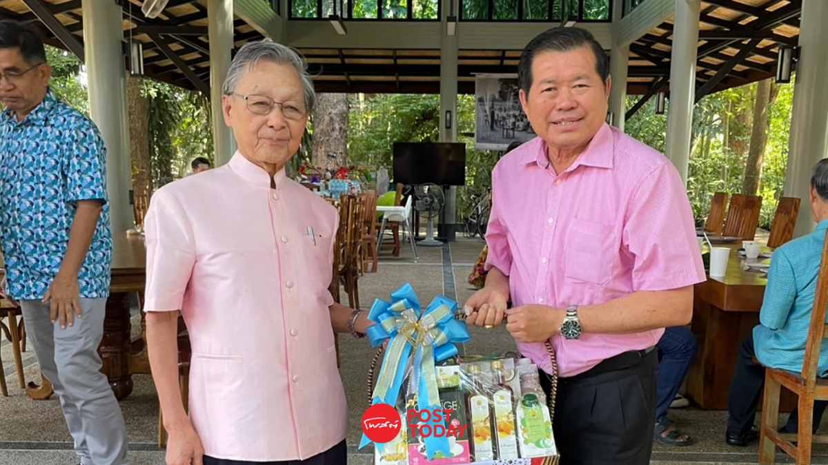 “นิพนธ์” เข้าคารวะ “ชวน หลีกภัย” ขอพรปีใหม่ 2568 “นิพนธ์” เข้าคารวะ “ชวน หลีกภัย” ขอพรปีใหม่ 2568