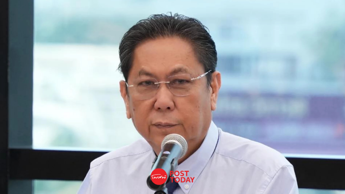 'วิสุทธิ์'จี้ฝ่ายค้านต้องถอนชื่อทักษิณจากญัตติศึกซักฟอกรัฐบาล 'วิสุทธิ์'จี้ฝ่ายค้านต้องถอนชื่อทักษิณจากญัตติศึกซักฟอกรัฐบาล