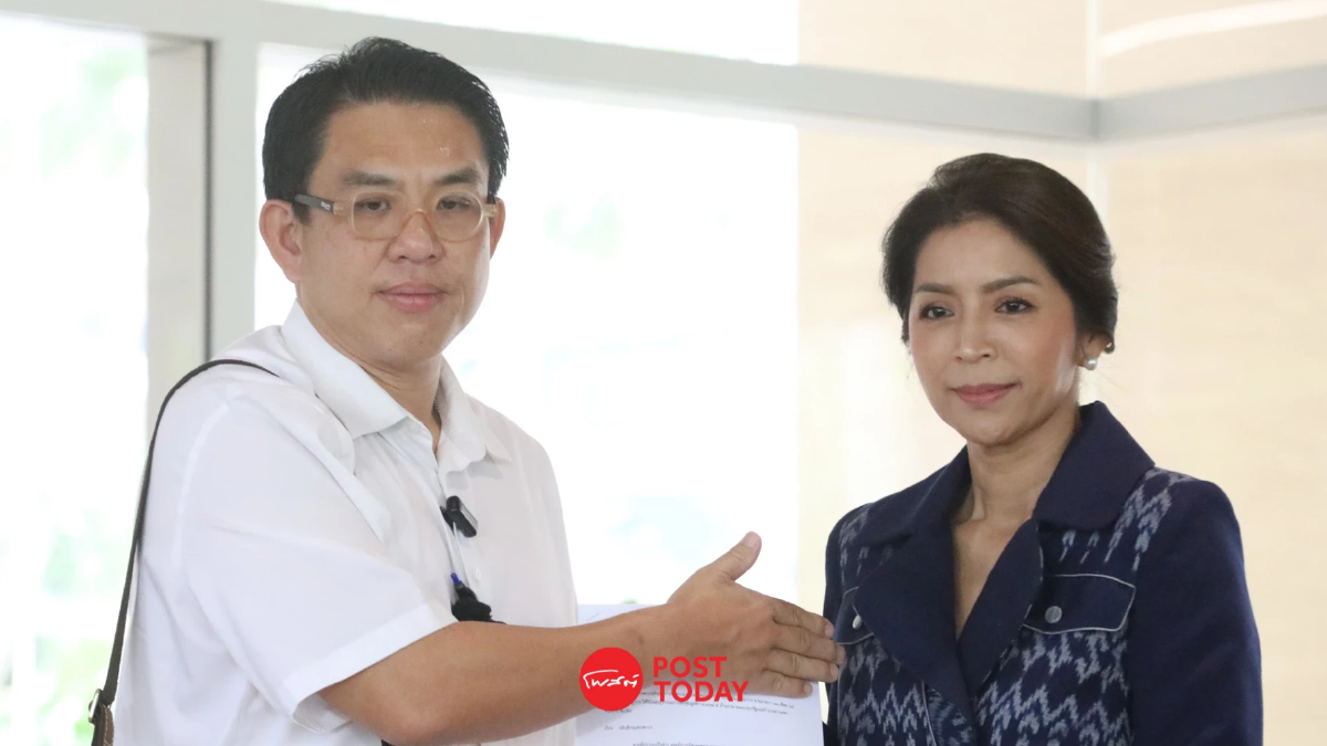 วิโรจน์ บุก สรรพากร ร้องสอบตั๋ว P/N นายกฯ หวั่นเลี่ยงภาษี วิโรจน์ บุก สรรพากร ร้องสอบตั๋ว P/N นายกฯ หวั่นเลี่ยงภาษี