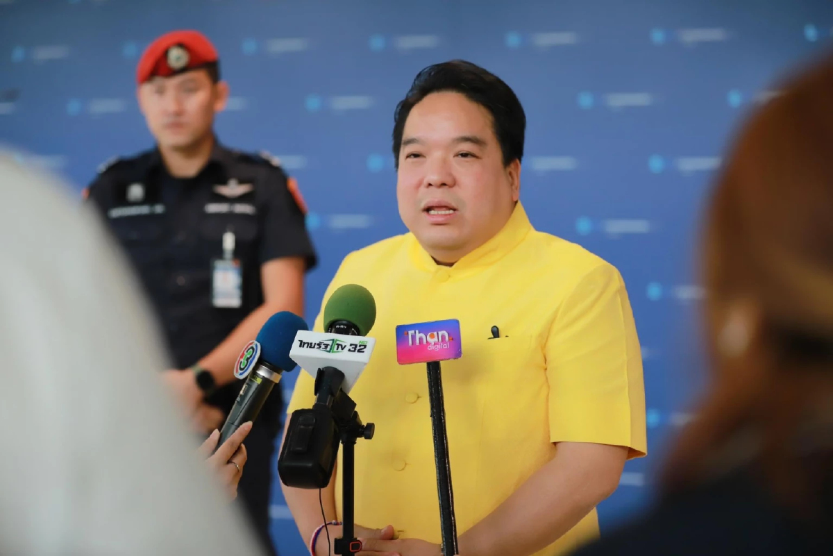 ‘สุริยะ’ เผย ‘กีรติ’ลาออกจากตำแหน่ง MD ‘ทอท.’มีผล 24 เม.ย.นี้ ‘สุริยะ’ เผย ‘กีรติ’ลาออกจากตำแหน่ง MD ‘ทอท.’มีผล 24 เม.ย.นี้