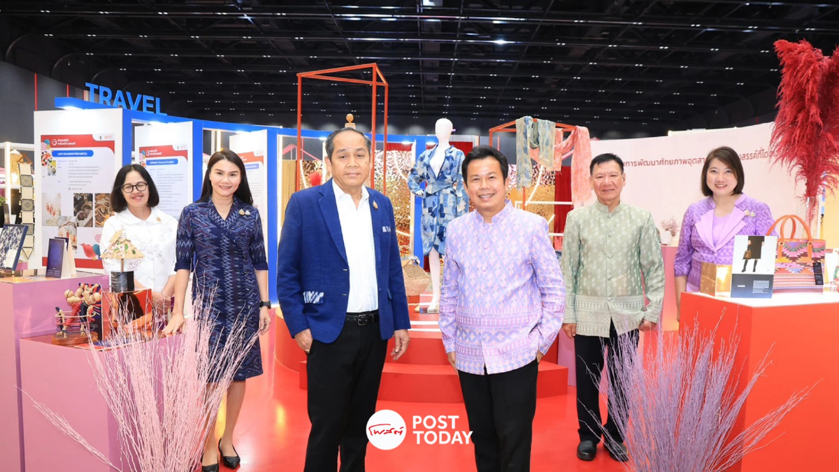 วธ.ดัน "1 ครอบครัว 1 Soft Power" กระตุ้นเศรษฐกิจ จากผลิตภัณฑ์ชุมชน วธ.ดัน "1 ครอบครัว 1 Soft Power" กระตุ้นเศรษฐกิจ จากผลิตภัณฑ์ชุมชน