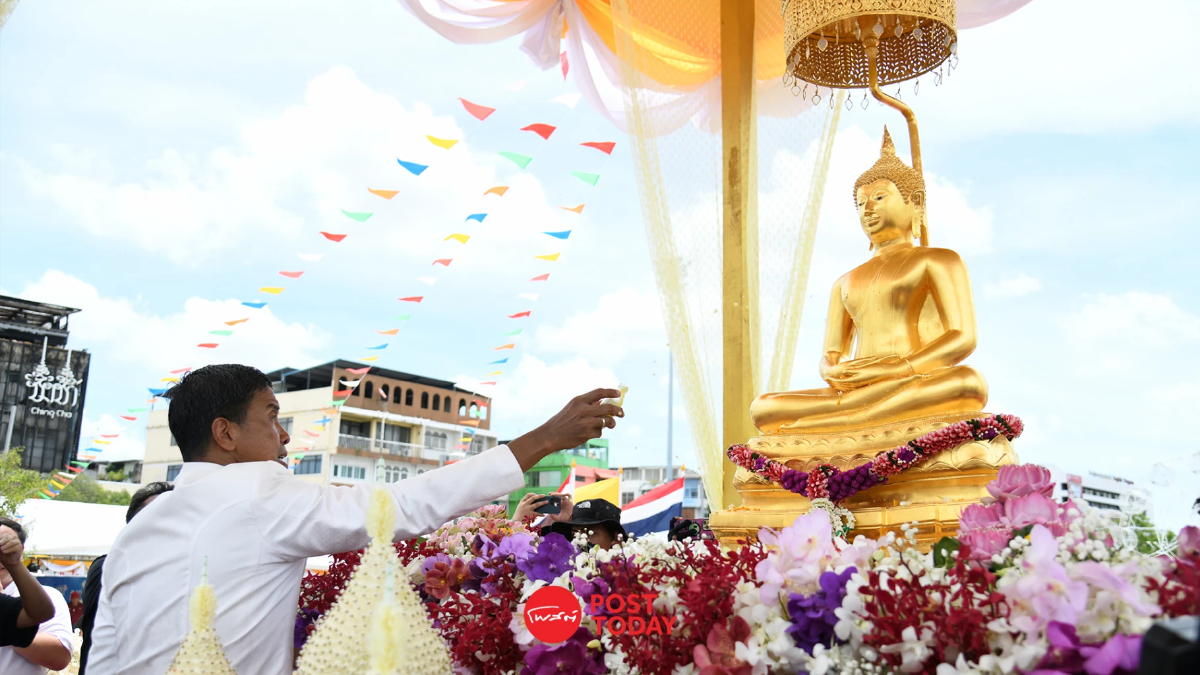 สงกรานต์ กทม. 68 ร่วมสักการะพระพุทธสิหิงค์ ทำกิจกรรมรับปีใหม่ไทย สงกรานต์ กทม. 68 ร่วมสักการะพระพุทธสิหิงค์ ทำกิจกรรมรับปีใหม่ไทย