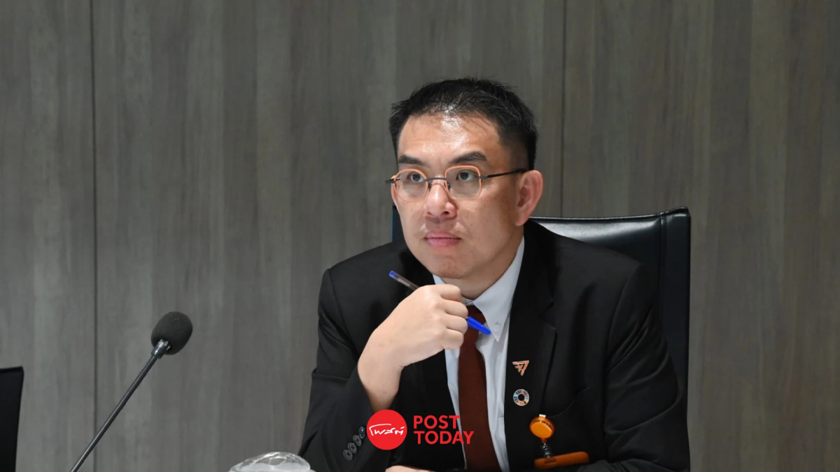 'วิโรจน์' เตรียมส่งป.ป.ช.สอบการใช้อำนาจกอ.รมน.คดีพอล แชมเบอร์ส 'วิโรจน์' เตรียมส่งป.ป.ช.สอบการใช้อำนาจกอ.รมน.คดีพอล แชมเบอร์ส