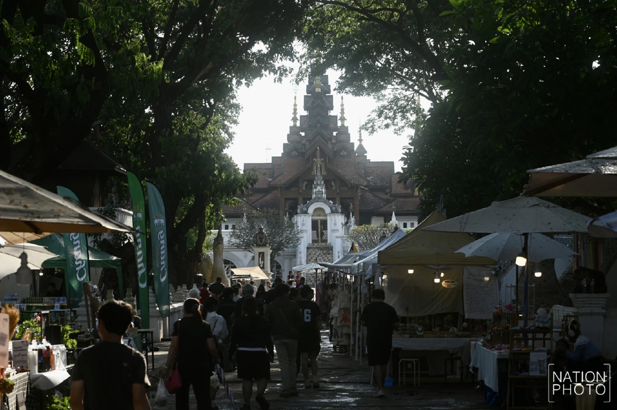“ดาราเทวี” จัดงานดนตรีกลางสวน หลังไฟไหม้ ทุ่ม 500 ล้านรีโนเวท “ดาราเทวี” จัดงานดนตรีกลางสวน หลังไฟไหม้ ทุ่ม 500 ล้านรีโนเวท