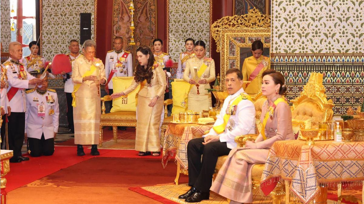 ในหลวง-พระราชินี เสด็จฯ ในพระราชพิธีฉัตรมงคล พุทธศักราช 2568 ในหลวง-พระราชินี เสด็จฯ ในพระราชพิธีฉัตรมงคล พุทธศักราช 2568