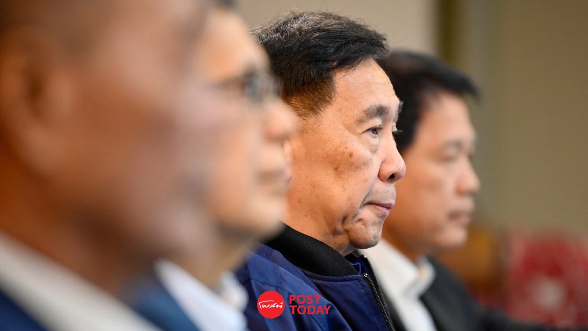 "สุชัย" โต้ เจริญ ปมเลือกตั้ง ปธ.โอลิมปิค ยันไร้ซื้อเสียง 200 ล้าน "สุชัย" โต้ เจริญ ปมเลือกตั้ง ปธ.โอลิมปิค ยันไร้ซื้อเสียง 200 ล้าน