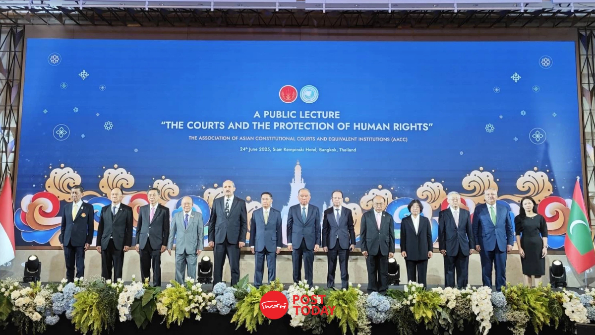 ศาล รธน. ถอดบทเรียน 3 ทศวรรษ เตรียมรับยุค AI รุกสิทธิประชาชน ศาล รธน. ถอดบทเรียน 3 ทศวรรษ เตรียมรับยุค AI รุกสิทธิประชาชน