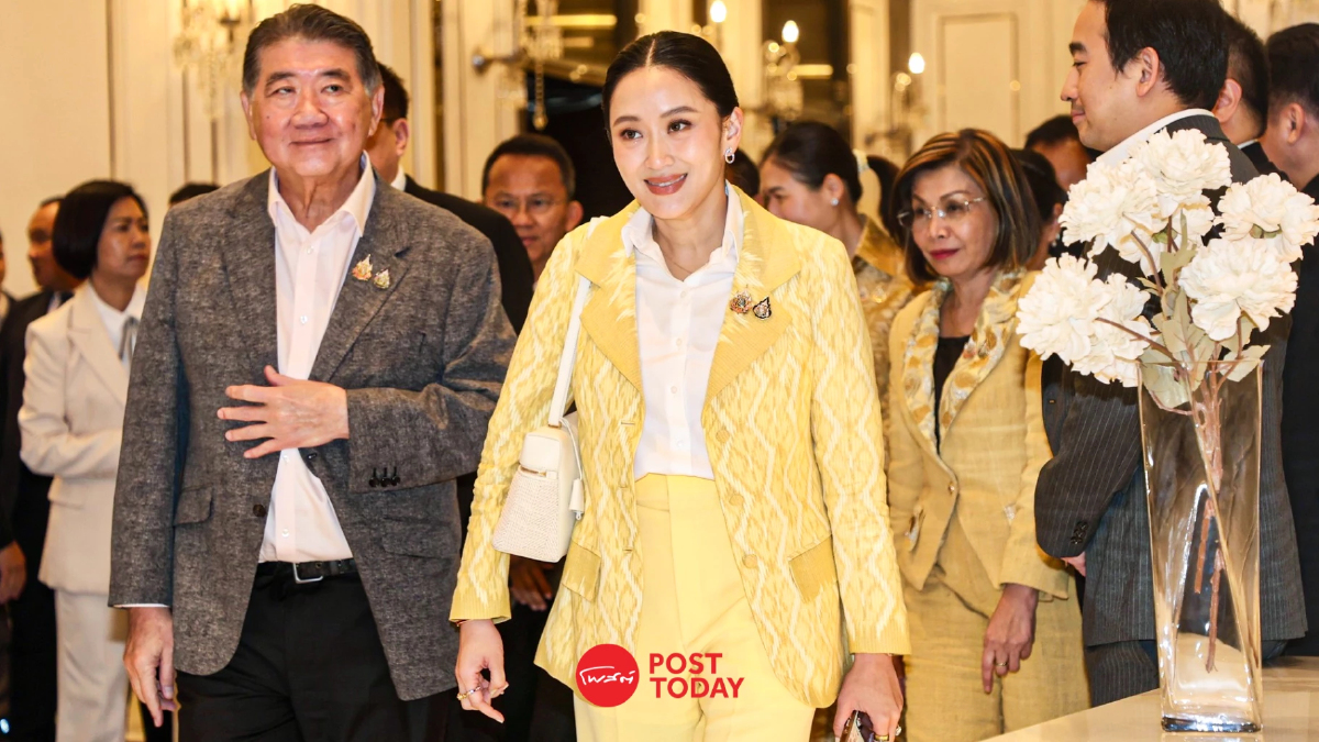 ภูมิธรรม โยนถามพรรคร่วมฯจับมือกันยาวหรือไม่หลังดินเนอร์ทักษิณ ภูมิธรรม โยนถามพรรคร่วมฯจับมือกันยาวหรือไม่หลังดินเนอร์ทักษิณ