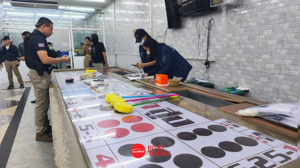 เปิดภาพ กรมการปกครอง จับ "บ่อนสะพานใหม่" รวบนักพนันกว่า 60 คน เปิดภาพ กรมการปกครอง จับ "บ่อนสะพานใหม่" รวบนักพนันกว่า 60 คน
