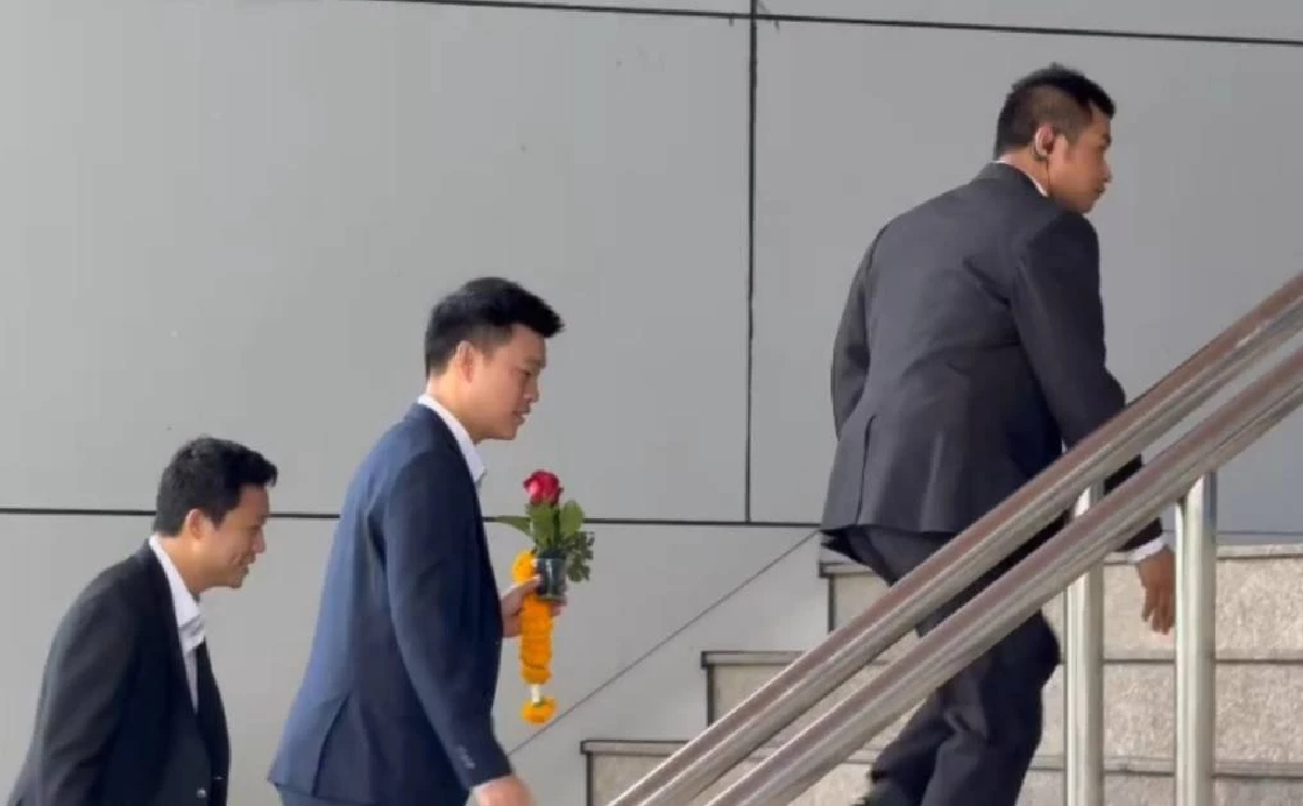 สส.พรรคประชาชน เข้าไต่สวนมูลฟ้อง คดีบริษัทกัลฟ์ฟ้องหมิ่นฯ 300 ล้าน สส.พรรคประชาชน เข้าไต่สวนมูลฟ้อง คดีบริษัทกัลฟ์ฟ้องหมิ่นฯ 300 ล้าน