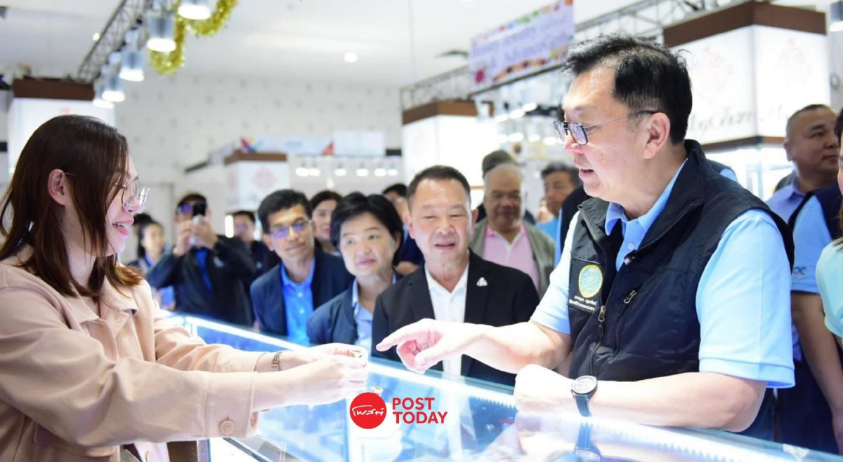 “จันทบุรีโมเดล“ พาณิชย์ดันเป็นเมืองหลวงอัญมณีของโลก “จันทบุรีโมเดล“ พาณิชย์ดันเป็นเมืองหลวงอัญมณีของโลก