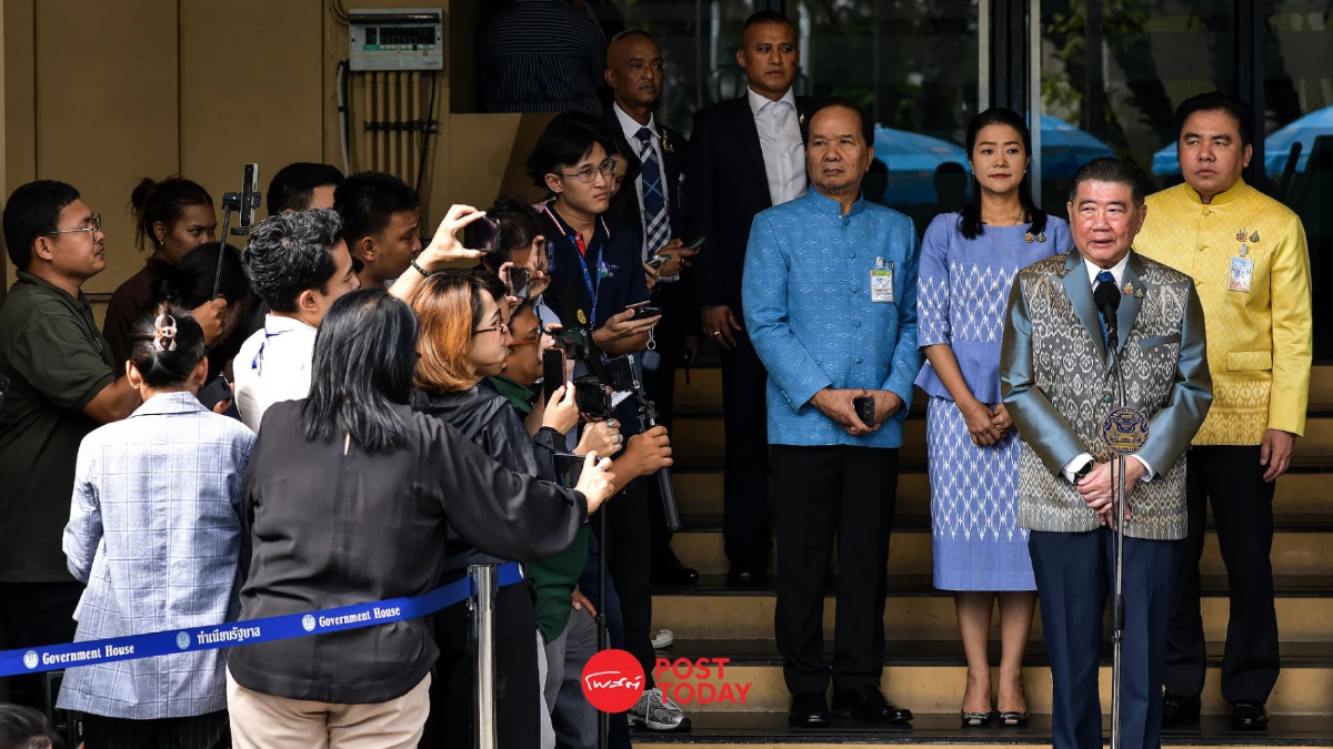 “ภูมิธรรม” ปัดปิดศูนย์อพยพเหตุยังไม่ปลอดภัย อุบวาระซื้อกริพเพน “ภูมิธรรม” ปัดปิดศูนย์อพยพเหตุยังไม่ปลอดภัย อุบวาระซื้อกริพเพน