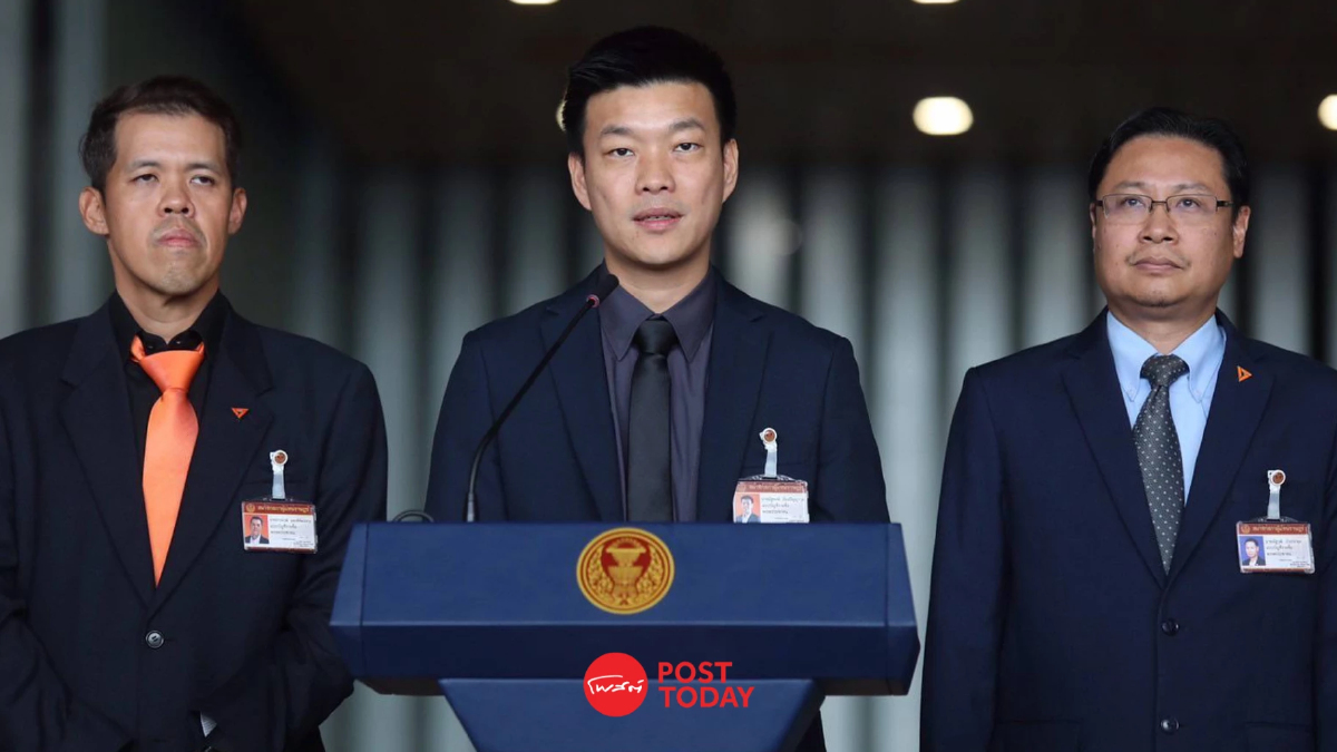 "เท้ง ณัฐพงษ์" เผย หากยุบสภา "พรรคประชาชน" พร้อมลงสนามเลือกตั้ง "เท้ง ณัฐพงษ์" เผย หากยุบสภา "พรรคประชาชน" พร้อมลงสนามเลือกตั้ง