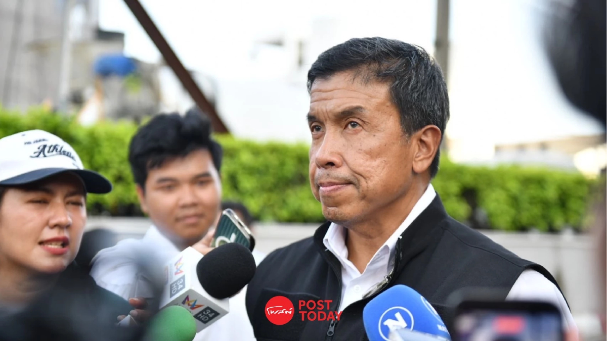 กทม.เทคอนกรีตกู้ถนนสามเสนยุบตัว เร่งคืนผิวจราจรสู่ปกติ กทม.เทคอนกรีตกู้ถนนสามเสนยุบตัว เร่งคืนผิวจราจรสู่ปกติ