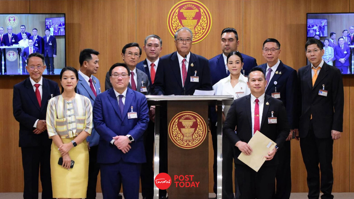 "พรรคเพื่อไทย" ยื่นร่างแก้ไขรัฐธรรมนูญแล้ว! เสนอโมเดล สสร.151 "พรรคเพื่อไทย" ยื่นร่างแก้ไขรัฐธรรมนูญแล้ว! เสนอโมเดล สสร.151