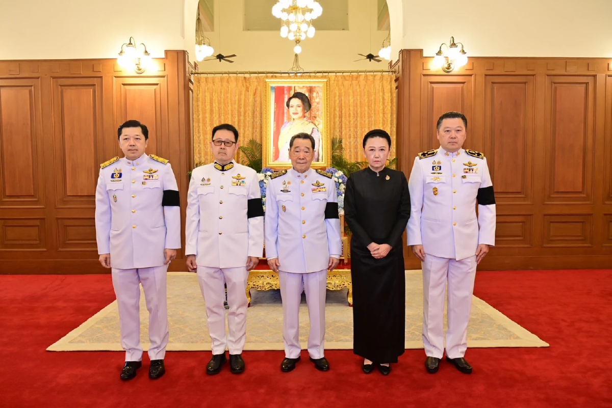 “ธนินท์ เจียรวนนท์” นำคณะผู้นำซีพี ถวายน้ำสรงพระบรมศพ “สมเด็จพระพันปีหลวง” “ธนินท์ เจียรวนนท์” นำคณะผู้นำซีพี ถวายน้ำสรงพระบรมศพ “สมเด็จพระพันปีหลวง”