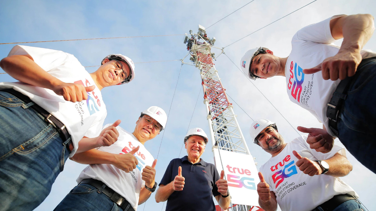 ทรูฯ ปิดดีล! One Network สำเร็จ รวมเสาสัญญาณมากสุดในอาเซียน ทรูฯ ปิดดีล! One Network สำเร็จ รวมเสาสัญญาณมากสุดในอาเซียน