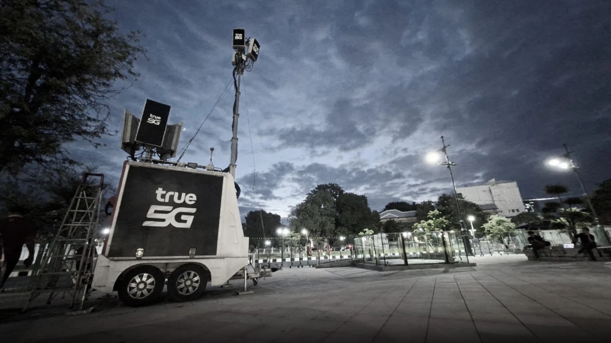 ทรูฯ ขยายสัญญาณ 5G-WiFi อำนวยความสะดวกประชาชน ถวายความอาลัย “สมเด็จพระพันปีหลวง” ทรูฯ ขยายสัญญาณ 5G-WiFi อำนวยความสะดวกประชาชน ถวายความอาลัย “สมเด็จพระพันปีหลวง”