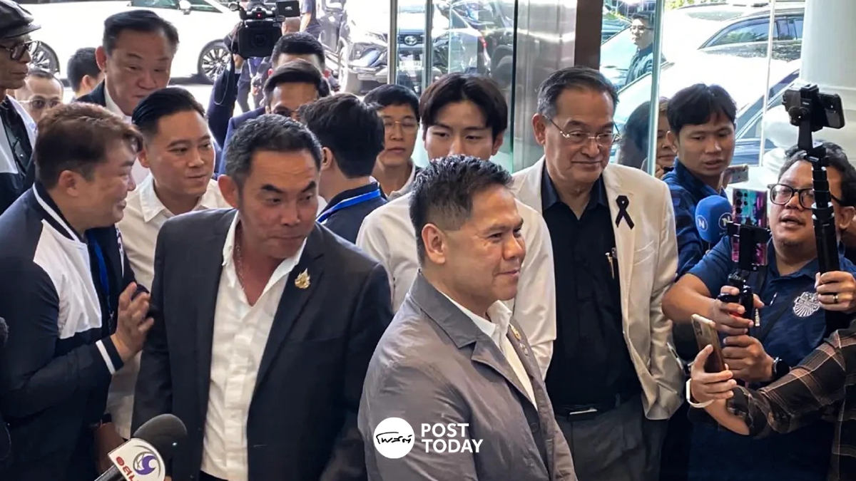 บ้านใหญ่-กลุ่มดังแห่เข้าภูมิใจไทย วันประชุมใหญ่คึกคัก บ้านใหญ่-กลุ่มดังแห่เข้าภูมิใจไทย วันประชุมใหญ่คึกคัก