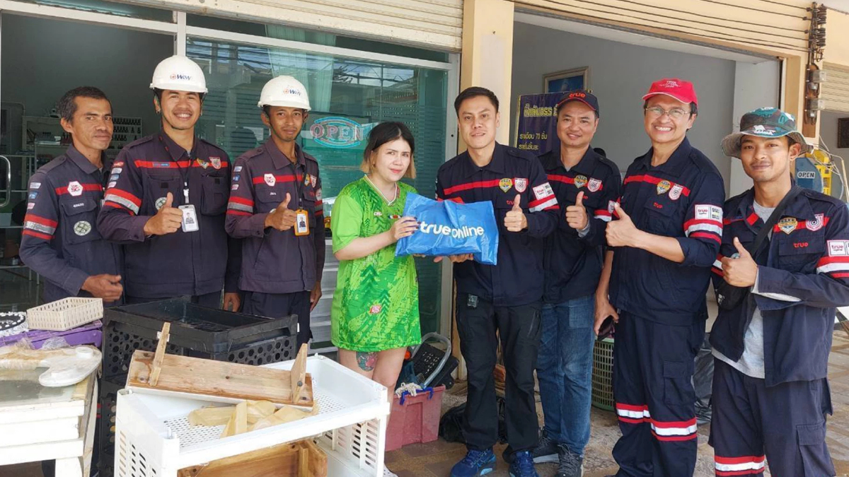 ทรูออนไลน์ลุยหาดใหญ่ “ปิดซอยซ่อม” เปลี่ยนอุปกรณ์ฟรี ไม่ต้องรอลูกค้าแจ้ง ทรูออนไลน์ลุยหาดใหญ่ “ปิดซอยซ่อม” เปลี่ยนอุปกรณ์ฟรี ไม่ต้องรอลูกค้าแจ้ง
