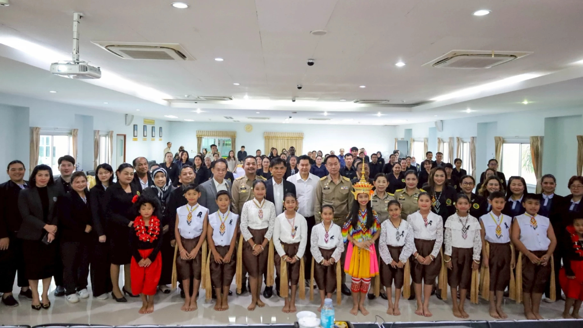 มศว หนุนท้องถิ่นต้นแบบ ปรับหลักสูตรสถานศึกษาใหม่ปี2568 มศว หนุนท้องถิ่นต้นแบบ ปรับหลักสูตรสถานศึกษาใหม่ปี2568
