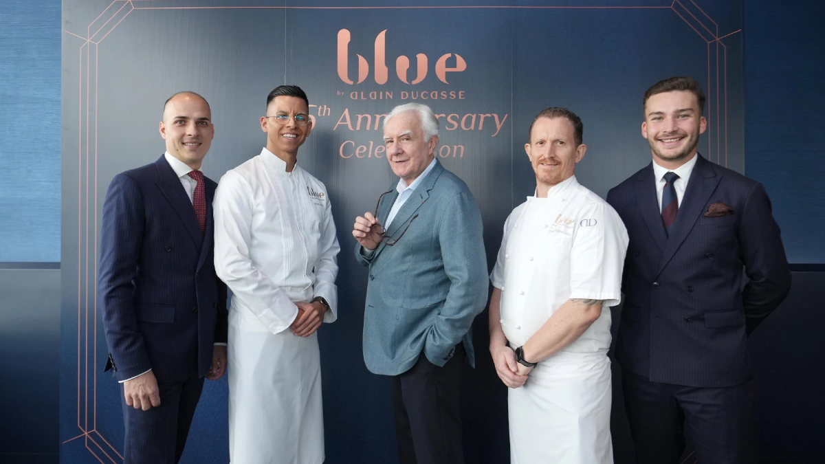 Blue by Alain Ducasse ฉลอง 6 ปี! เชฟระดับตำนานเยือนกรุงเทพฯ อีกครั้ง Blue by Alain Ducasse ฉลอง 6 ปี! เชฟระดับตำนานเยือนกรุงเทพฯ อีกครั้ง