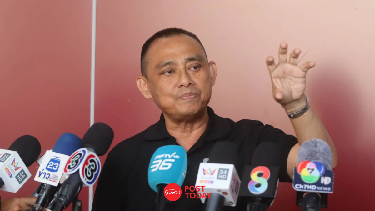 "บิ๊กเต่า" แจง ปม "บิ๊กโจ๊ก" โผล่รับทราบข้อหา ยันตรวจสอบตรงไปตรงมา "บิ๊กเต่า" แจง ปม "บิ๊กโจ๊ก" โผล่รับทราบข้อหา ยันตรวจสอบตรงไปตรงมา