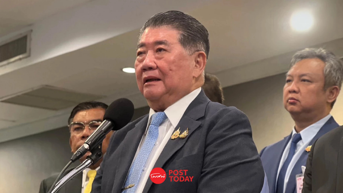 "ภูมิธรรม" โต้ "ธนาธร" ยัน เพื่อไทยไม่มีดีลลับพา "ทักษิณ" กลับบ้าน "ภูมิธรรม" โต้ "ธนาธร" ยัน เพื่อไทยไม่มีดีลลับพา "ทักษิณ" กลับบ้าน