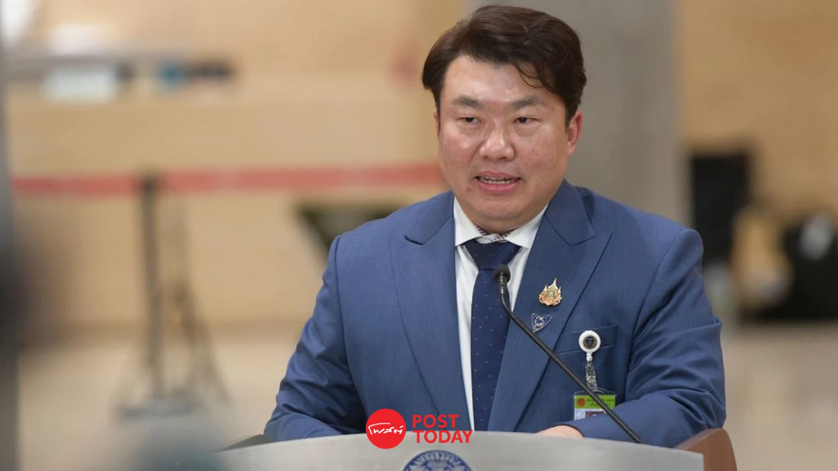 'สิริพงศ์' ซัดนักวิชาการ ใช้การเมืองโบราณ กล่าวหาบ้านใหญ่รับงานรัฐ 'สิริพงศ์' ซัดนักวิชาการ ใช้การเมืองโบราณ กล่าวหาบ้านใหญ่รับงานรัฐ