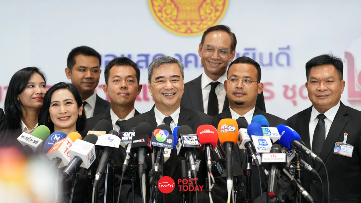 อภิสิทธิ์-กรณ์จี้รัฐบาลลดค่าการกลั่นอุดหนุนกองทุนน้ำมันช่วยประชาชน อภิสิทธิ์-กรณ์จี้รัฐบาลลดค่าการกลั่นอุดหนุนกองทุนน้ำมันช่วยประชาชน