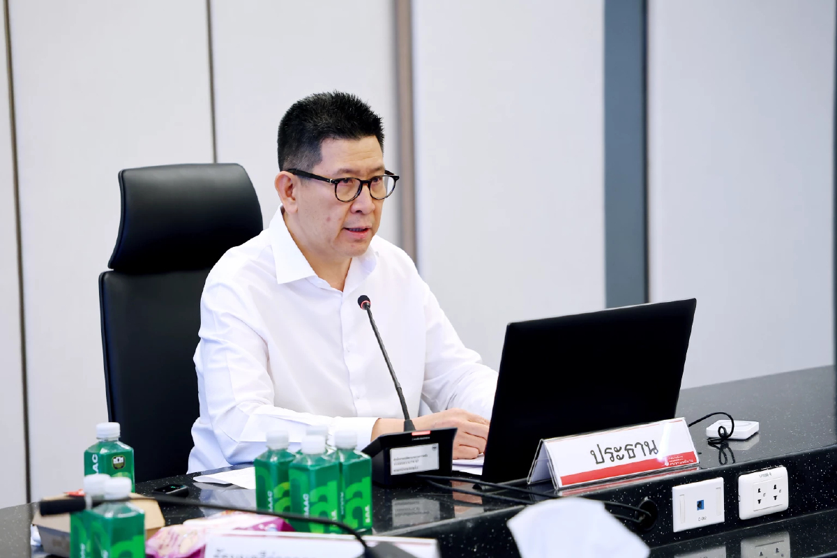 "เอกนิติ” ลุยรื้อค่าการกลั่น-ค่าการตลาด เร่งสรุป 6 เม.ย. ชง ครม.เคาะนัดแรก "เอกนิติ” ลุยรื้อค่าการกลั่น-ค่าการตลาด เร่งสรุป 6 เม.ย. ชง ครม.เคาะนัดแรก
