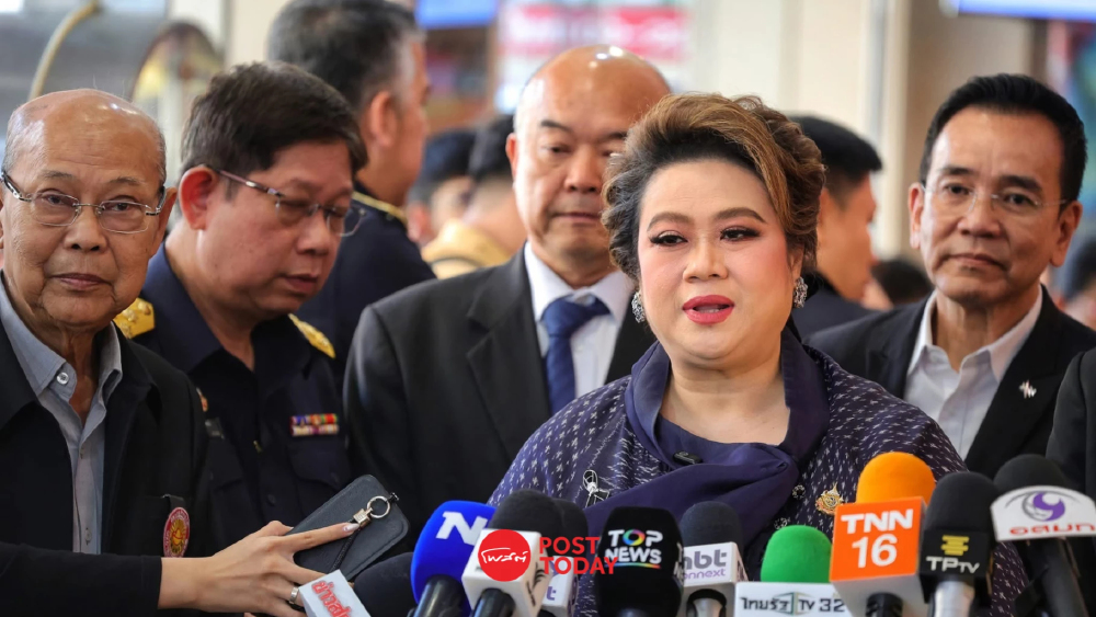 "ศคบ." ช่วยผู้บริโภค EV กว่า 1,300 ราย แก้ปมชำรุด-ราคาดิ่ง-เยียวยา 103 ล้าน "ศคบ." ช่วยผู้บริโภค EV กว่า 1,300 ราย แก้ปมชำรุด-ราคาดิ่ง-เยียวยา 103 ล้าน